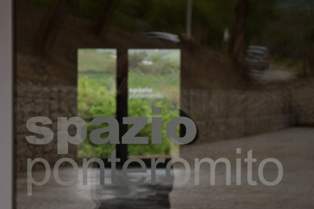 Da scuola a piazza: la trasformazione di un&nbsp;rudere