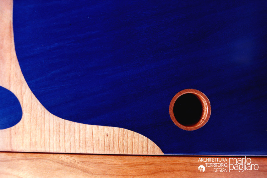 mobile legno ciliegio intarsio ligneo